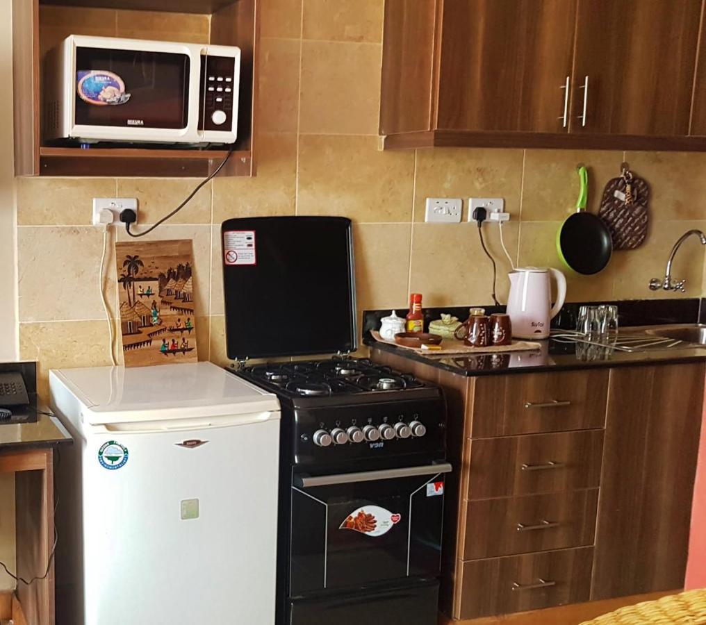 Nairobi West Suites Buitenkant foto