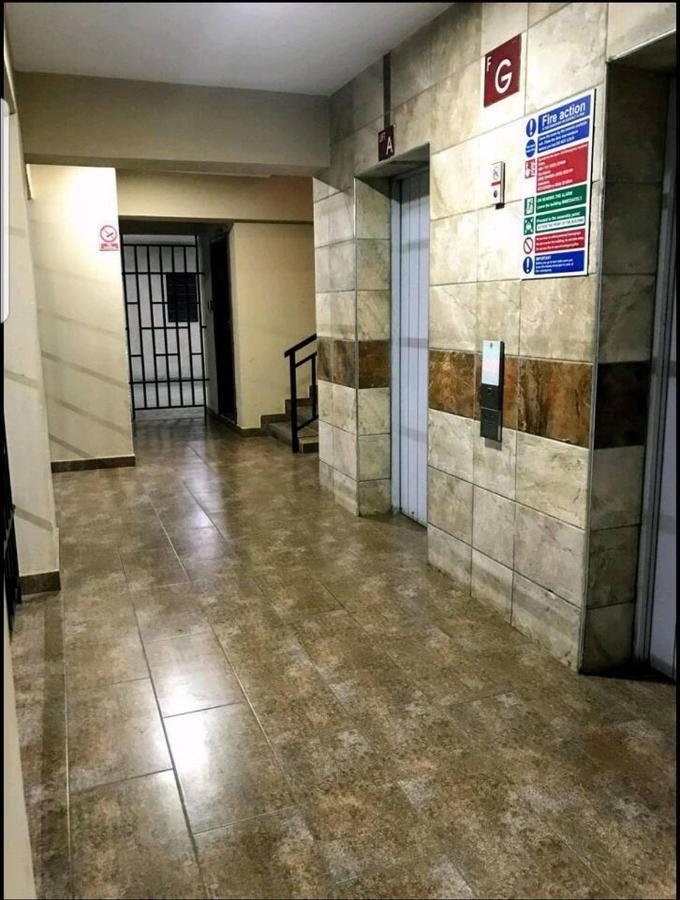Nairobi West Suites Buitenkant foto